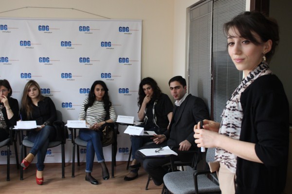 DәmirBank әmәkdaşları "Tәlim&ccedil;ilәr &uuml;&ccedil;&uuml;n tәlim"dә