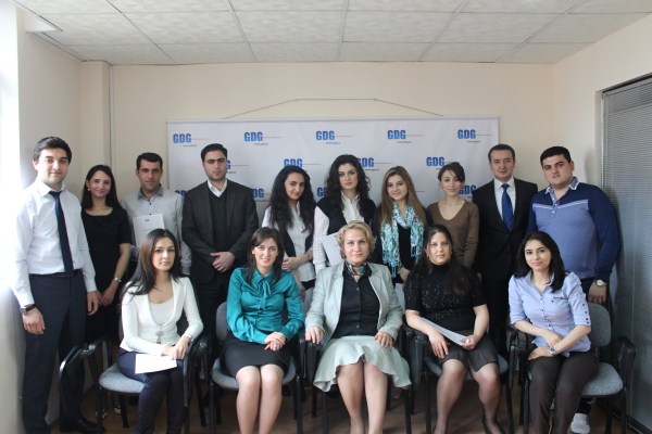 DәmirBank әmәkdaşları "Tәlim&ccedil;ilәr &uuml;&ccedil;&uuml;n tәlim"dә