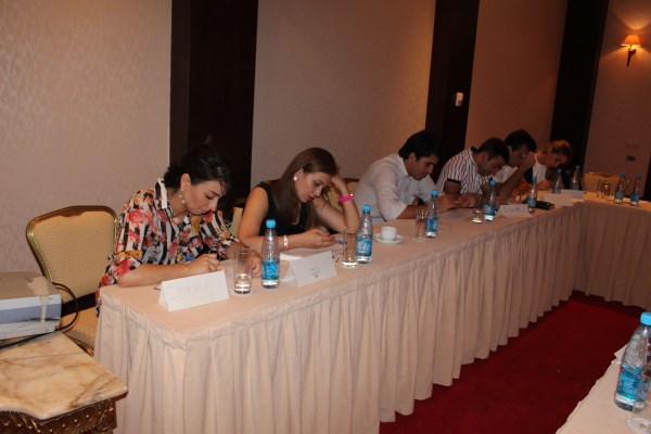 GDG Professionals "Әsas diqqәt әsas şeylәrә" tәlimindә